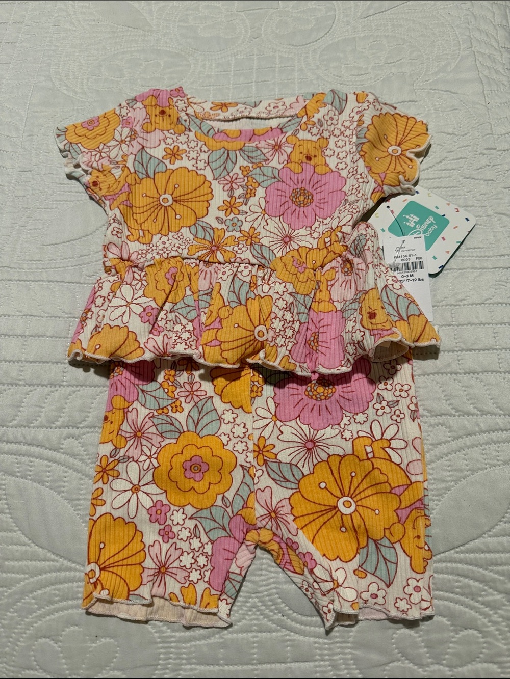 Disney Special Old Navy Collaboration Winnie The Pooh Shirt & Short Set